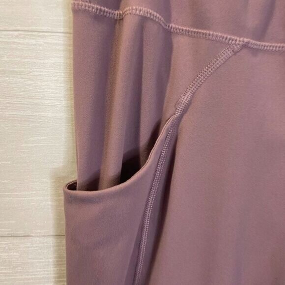 Women's Yoga Pants with Pockets - Leggings with Pockets - Picture 5 of 5